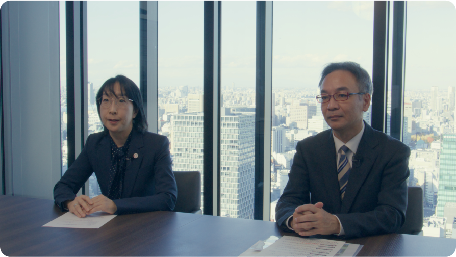 施策テーマ「生物多様性と農業生産を脅かす侵略的外来種の根絶技術の開発」について語る大久保 悟さん 五箇 公一さん